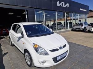Hyundai i20 1.4 GL auto - Image 1
