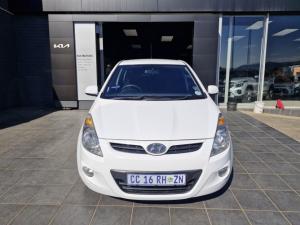 Hyundai i20 1.4 GL auto - Image 4