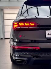Audi Q7 55TFSI quattro Black Edition - Image 3