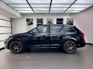Audi Q7 55TFSI quattro Black Edition - Image 8
