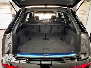 Audi Q7 55TFSI quattro Black Edition - Image 9