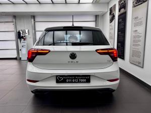 Volkswagen Polo hatch 1.0TSI Life auto - Image 4