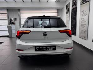 Volkswagen Polo hatch 1.0TSI Life auto - Image 6