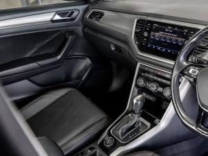 Volkswagen T-Roc 2.0TSI 140kW 4Motion Design - Image 11