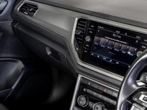 Volkswagen T-Roc 2.0TSI 140kW 4Motion Design - Image 12