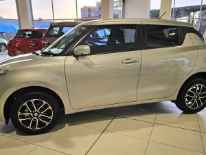 Suzuki Swift 1.2 GLX manual - Image 4
