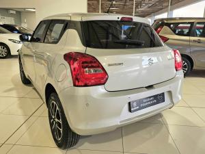 Suzuki Swift 1.2 GLX manual - Image 5