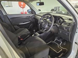 Suzuki Swift 1.2 GLX manual - Image 8