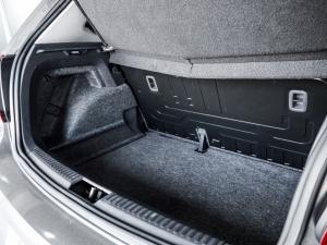 Volkswagen Polo Vivo hatch 1.6 Comfortline auto - Image 10