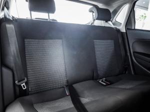 Volkswagen Polo Vivo hatch 1.6 Comfortline auto - Image 15