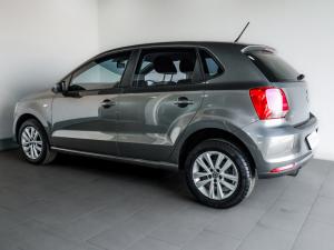 Volkswagen Polo Vivo hatch 1.6 Comfortline auto - Image 3