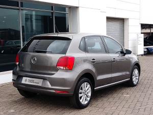 Volkswagen Polo Vivo hatch 1.6 Comfortline auto - Image 4