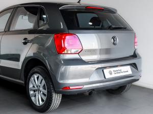 Volkswagen Polo Vivo hatch 1.6 Comfortline auto - Image 8