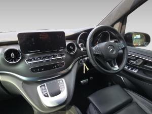 Mercedes-Benz V-Class V300d Exclusive - Image 12
