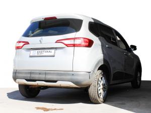 Renault Triber 1.0 Life - Image 7