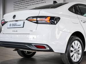 Volkswagen Polo sedan 1.0TSI Life - Image 11