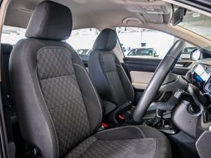 Volkswagen Polo sedan 1.0TSI Life - Image 8