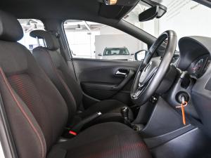 Volkswagen Polo Vivo hatch 1.0TSI GT - Image 12