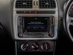 Volkswagen Polo Vivo hatch 1.0TSI GT - Image 15