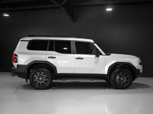 Toyota Land Cruiser Prado 2.8GD VX-R - Image 15