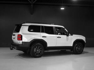 Toyota Land Cruiser Prado 2.8GD VX-R - Image 22
