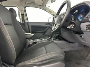 Ford Everest 2.2 TdciXLS automatic - Image 16