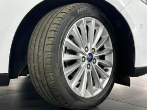 Ford Focus 1.5 Ecoboost Trend automatic 5-Door - Image 13