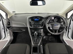 Ford Focus 1.5 Ecoboost Trend automatic 5-Door - Image 16