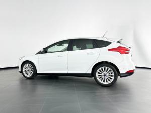 Ford Focus 1.5 Ecoboost Trend automatic 5-Door - Image 3