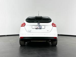 Ford Focus 1.5 Ecoboost Trend automatic 5-Door - Image 4