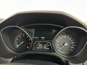 Ford Focus 1.5 Ecoboost Trend automatic 5-Door - Image 7