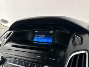 Ford Focus 1.5 Ecoboost Trend automatic 5-Door - Image 8