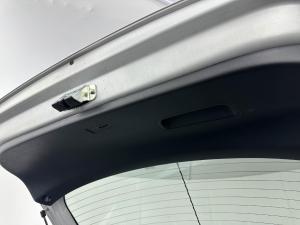 Hyundai i20 1.2 Fluid - Image 8