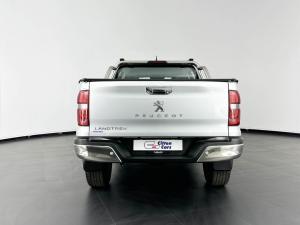 Peugeot Landtrek 1.9D AllureD/C automatic - Image 6