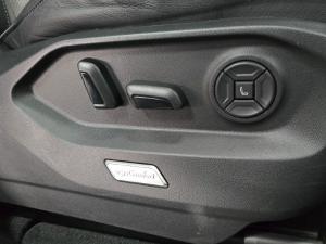Volkswagen Touareg V6 TDI R-Line - Image 14