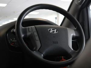 Hyundai H-1 2.5VGTi bus GLS - Image 10