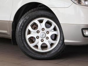 Hyundai H-1 2.5VGTi bus GLS - Image 3