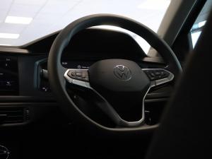 Volkswagen Polo hatch 1.0TSI - Image 9
