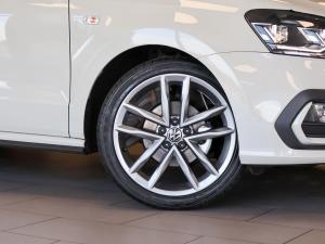 Volkswagen Polo Vivo hatch 1.0TSI GT - Image 3