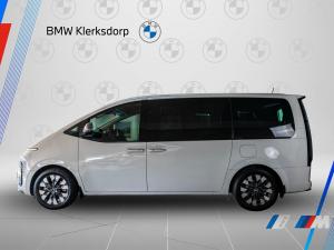 Hyundai Staria 2.2D Luxury - Image 6