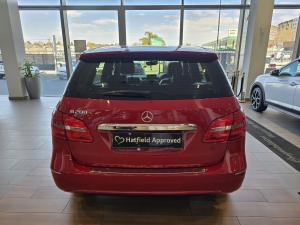 Mercedes-Benz B-Class B200 auto - Image 3