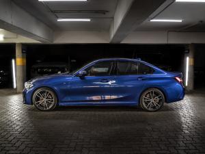 BMW 3 Series 320i M Sport - Image 2