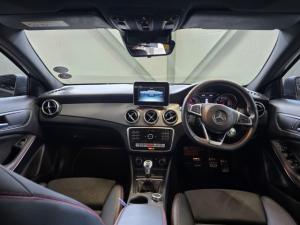 Mercedes-Benz GLA GLA200 - Image 13