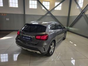 Mercedes-Benz GLA GLA200 - Image 6