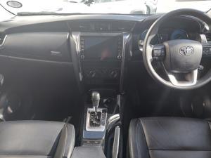 Toyota Fortuner 2.4GD-6 auto - Image 6