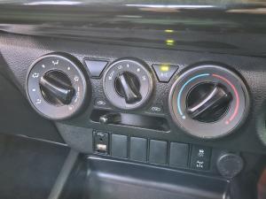 Toyota Hilux 2.4GD-6 double cab Raider auto - Image 13