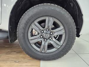 Toyota Hilux 2.4GD-6 double cab Raider auto - Image 17
