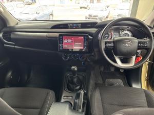 Toyota Hilux 2.4GD-6 Xtra cab Raider manual - Image 6