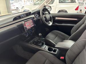Toyota Hilux 2.4GD-6 Xtra cab Raider manual - Image 7