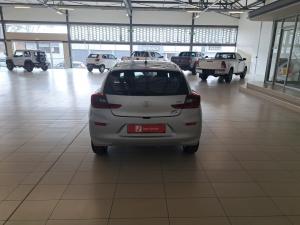 Toyota Starlet 1.5 XS auto - Image 5